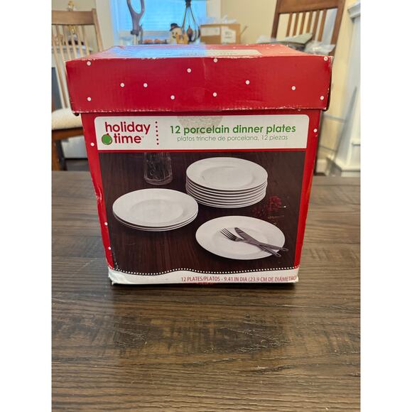 Holiday Time 12-Piece White Porcelain Dinner Plates – 9.5” -new in box - Picture 1 of 8